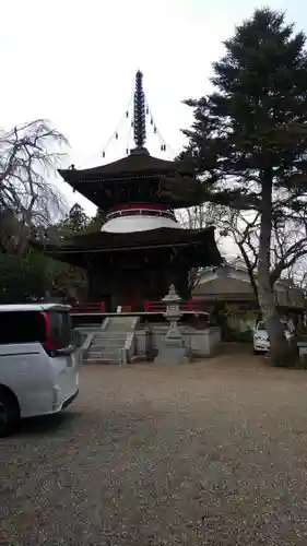 東南院の塔