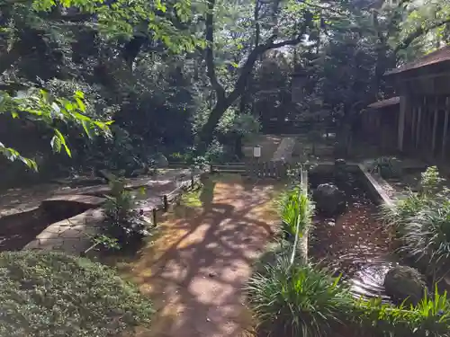 伊勢山皇大神宮の庭園