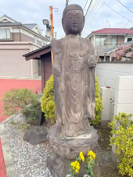 勝興寺の{uncategorized: "未分類", other: "その他", undefined: "問題あり", building: "その他建物", grave: "お墓", sacred_gate: "鳥居", guardian: "狛犬", statue: "像", buddha: "仏像", history: "歴史", nature: "自然", garden: "庭園", animal: "動物", pagoda: "塔", temizu: "手水舎", mountain_gate: "山門・神門", sanctuary: "本殿・本堂", subordinate: "末社・摂社", art: "芸術", scenery: "景色", jizo: "地蔵", ema: "絵馬", goshuin: "御朱印", omikuji: "おみくじ", items: "授与品その他", amulet: "お守り", goshuincho: "御朱印帳", eats: "食事", festival: "お祭り", votive_dance: "神楽", shichigosan: "七五三参", wedding: "結婚式", experience: "体験その他", initially: "初詣", around: "周辺", anti_infection: "感染症対策"}