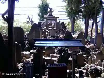 羽田神社の{uncategorized: "未分類", other: "その他", undefined: "問題あり", building: "その他建物", grave: "お墓", sacred_gate: "鳥居", guardian: "狛犬", statue: "像", buddha: "仏像", history: "歴史", nature: "自然", garden: "庭園", animal: "動物", pagoda: "塔", temizu: "手水舎", mountain_gate: "山門・神門", sanctuary: "本殿・本堂", subordinate: "末社・摂社", art: "芸術", scenery: "景色", jizo: "地蔵", ema: "絵馬", goshuin: "御朱印", omikuji: "おみくじ", items: "授与品その他", amulet: "お守り", goshuincho: "御朱印帳", eats: "食事", festival: "お祭り", votive_dance: "神楽", shichigosan: "七五三参", wedding: "結婚式", experience: "体験その他", initially: "初詣", around: "周辺", anti_infection: "感染症対策"}