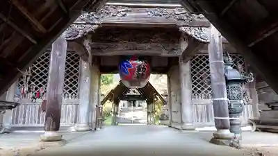 菅谷寺の山門・神門