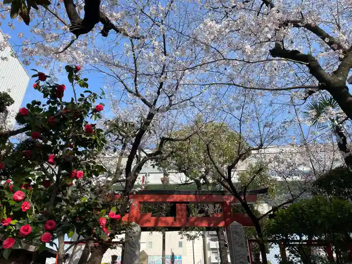 西出鎮守稲荷神社(兵庫県)