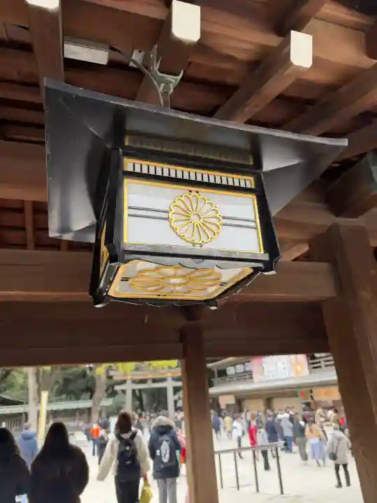 明治神宮の{uncategorized: "未分類", other: "その他", undefined: "問題あり", building: "その他建物", grave: "お墓", sacred_gate: "鳥居", guardian: "狛犬", statue: "像", buddha: "仏像", history: "歴史", nature: "自然", garden: "庭園", animal: "動物", pagoda: "塔", temizu: "手水舎", mountain_gate: "山門・神門", sanctuary: "本殿・本堂", subordinate: "末社・摂社", art: "芸術", scenery: "景色", jizo: "地蔵", ema: "絵馬", goshuin: "御朱印", omikuji: "おみくじ", items: "授与品その他", amulet: "お守り", goshuincho: "御朱印帳", eats: "食事", festival: "お祭り", votive_dance: "神楽", shichigosan: "七五三参", wedding: "結婚式", experience: "体験その他", initially: "初詣", around: "周辺", anti_infection: "感染症対策"}