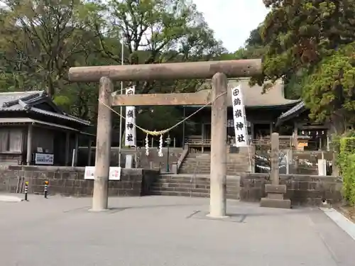 鶴嶺神社の鳥居