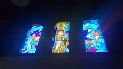 本覚寺のステンドグラス