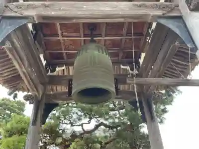 誓敬寺の{uncategorized: "未分類", other: "その他", undefined: "問題あり", building: "その他建物", grave: "お墓", sacred_gate: "鳥居", guardian: "狛犬", statue: "像", buddha: "仏像", history: "歴史", nature: "自然", garden: "庭園", animal: "動物", pagoda: "塔", temizu: "手水舎", mountain_gate: "山門・神門", sanctuary: "本殿・本堂", subordinate: "末社・摂社", art: "芸術", scenery: "景色", jizo: "地蔵", ema: "絵馬", goshuin: "御朱印", omikuji: "おみくじ", items: "授与品その他", amulet: "お守り", goshuincho: "御朱印帳", eats: "食事", festival: "お祭り", votive_dance: "神楽", shichigosan: "七五三参", wedding: "結婚式", experience: "体験その他", initially: "初詣", around: "周辺", anti_infection: "感染症対策"}
