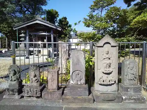 柄沢神社の仏像