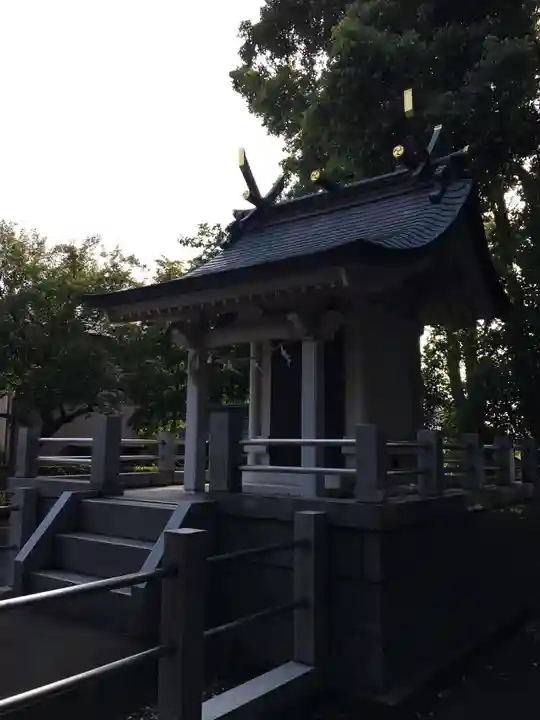 並木氷川神社の末社・摂社