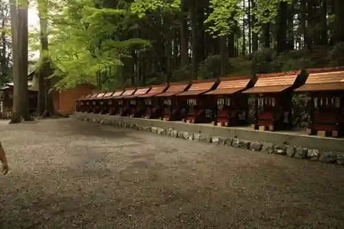 三峯神社の末社