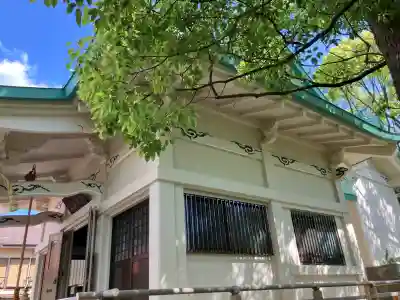 大久保青木神社の{uncategorized: "未分類", other: "その他", undefined: "問題あり", building: "その他建物", grave: "お墓", sacred_gate: "鳥居", guardian: "狛犬", statue: "像", buddha: "仏像", history: "歴史", nature: "自然", garden: "庭園", animal: "動物", pagoda: "塔", temizu: "手水舎", mountain_gate: "山門・神門", sanctuary: "本殿・本堂", subordinate: "末社・摂社", art: "芸術", scenery: "景色", jizo: "地蔵", ema: "絵馬", goshuin: "御朱印", omikuji: "おみくじ", items: "授与品その他", amulet: "お守り", goshuincho: "御朱印帳", eats: "食事", festival: "お祭り", votive_dance: "神楽", shichigosan: "七五三参", wedding: "結婚式", experience: "体験その他", initially: "初詣", around: "周辺", anti_infection: "感染症対策"}