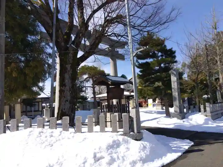 杉杜白髭神社(福井県)