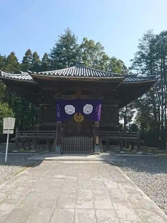 成田山新勝寺の本殿・本堂
