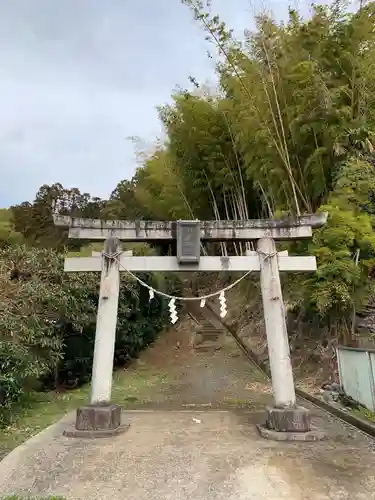 小鷹神社の鳥居