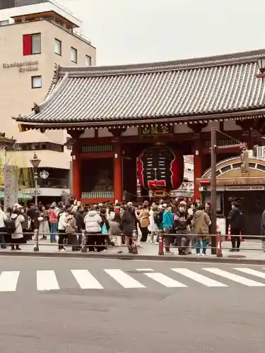 浅草寺の山門・神門