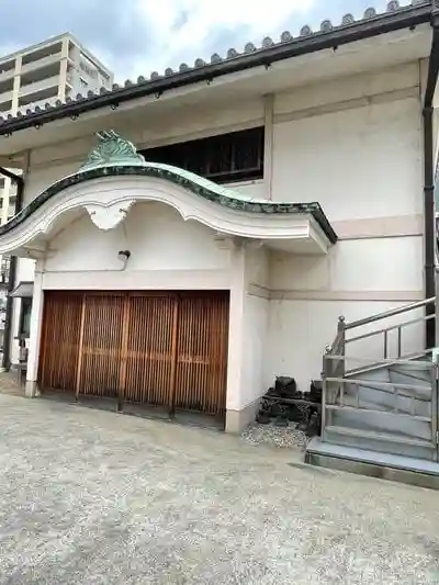 誓願寺の本殿
