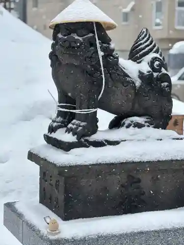 札幌諏訪神社の狛犬