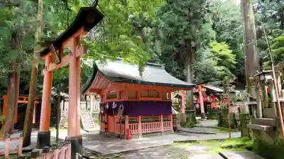 伏見稲荷大社の末社・摂社