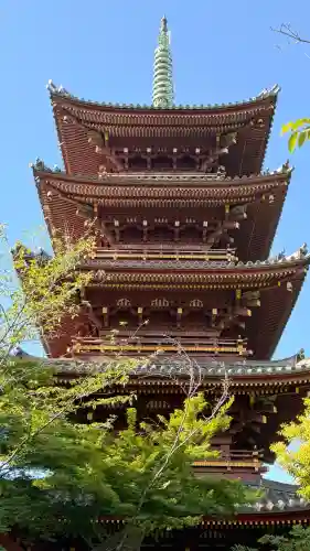 上野東照宮の{uncategorized: "未分類", other: "その他", undefined: "問題あり", building: "その他建物", grave: "お墓", sacred_gate: "鳥居", guardian: "狛犬", statue: "像", buddha: "仏像", history: "歴史", nature: "自然", garden: "庭園", animal: "動物", pagoda: "塔", temizu: "手水舎", mountain_gate: "山門・神門", sanctuary: "本殿・本堂", subordinate: "末社・摂社", art: "芸術", scenery: "景色", jizo: "地蔵", ema: "絵馬", goshuin: "御朱印", omikuji: "おみくじ", items: "授与品その他", amulet: "お守り", goshuincho: "御朱印帳", eats: "食事", festival: "お祭り", votive_dance: "神楽", shichigosan: "七五三参", wedding: "結婚式", experience: "体験その他", initially: "初詣", around: "周辺", anti_infection: "感染症対策"}