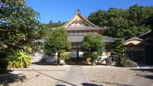 香積寺の本殿・本堂