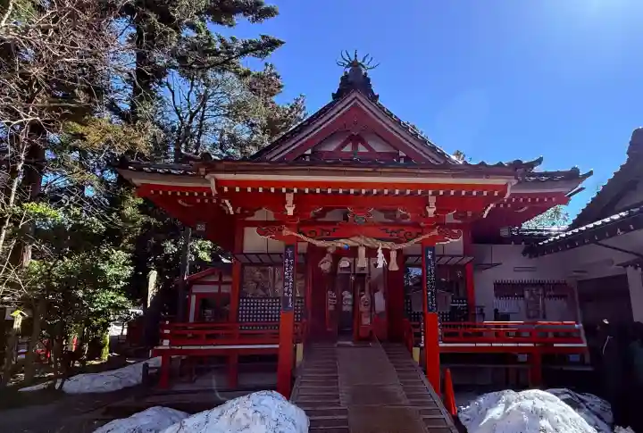 金澤神社の{uncategorized: "未分類", other: "その他", undefined: "問題あり", building: "その他建物", grave: "お墓", sacred_gate: "鳥居", guardian: "狛犬", statue: "像", buddha: "仏像", history: "歴史", nature: "自然", garden: "庭園", animal: "動物", pagoda: "塔", temizu: "手水舎", mountain_gate: "山門・神門", sanctuary: "本殿・本堂", subordinate: "末社・摂社", art: "芸術", scenery: "景色", jizo: "地蔵", ema: "絵馬", goshuin: "御朱印", omikuji: "おみくじ", items: "授与品その他", amulet: "お守り", goshuincho: "御朱印帳", eats: "食事", festival: "お祭り", votive_dance: "神楽", shichigosan: "七五三参", wedding: "結婚式", experience: "体験その他", initially: "初詣", around: "周辺", anti_infection: "感染症対策"}