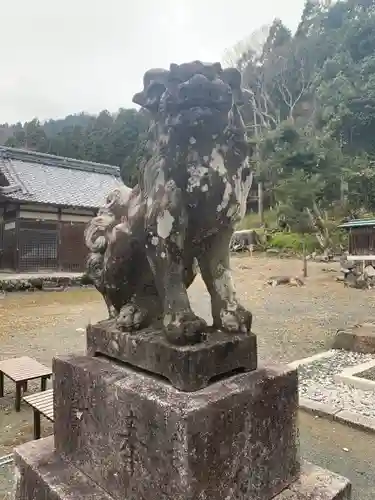 伊香具神社の狛犬