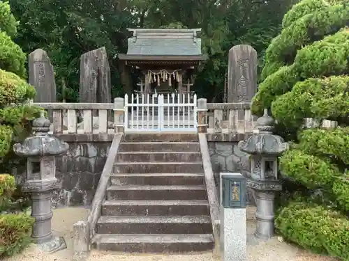 白鳥神社の末社・摂社