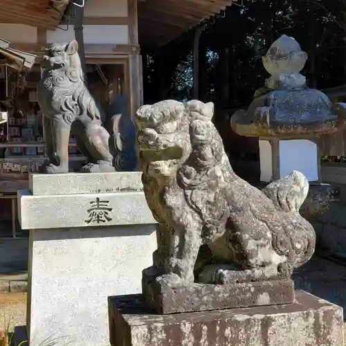 比々岐神社の狛犬