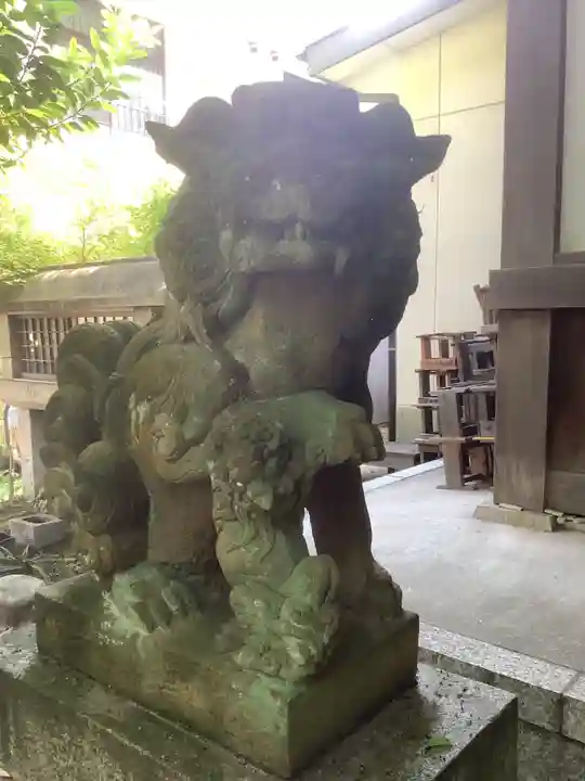 萱津神社の狛犬