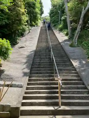 洲崎神社の{uncategorized: "未分類", other: "その他", undefined: "問題あり", building: "その他建物", grave: "お墓", sacred_gate: "鳥居", guardian: "狛犬", statue: "像", buddha: "仏像", history: "歴史", nature: "自然", garden: "庭園", animal: "動物", pagoda: "塔", temizu: "手水舎", mountain_gate: "山門・神門", sanctuary: "本殿・本堂", subordinate: "末社・摂社", art: "芸術", scenery: "景色", jizo: "地蔵", ema: "絵馬", goshuin: "御朱印", omikuji: "おみくじ", items: "授与品その他", amulet: "お守り", goshuincho: "御朱印帳", eats: "食事", festival: "お祭り", votive_dance: "神楽", shichigosan: "七五三参", wedding: "結婚式", experience: "体験その他", initially: "初詣", around: "周辺", anti_infection: "感染症対策"}