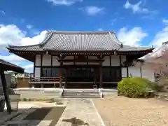 華蔵寺の本殿