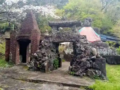 宝山寺の仏像