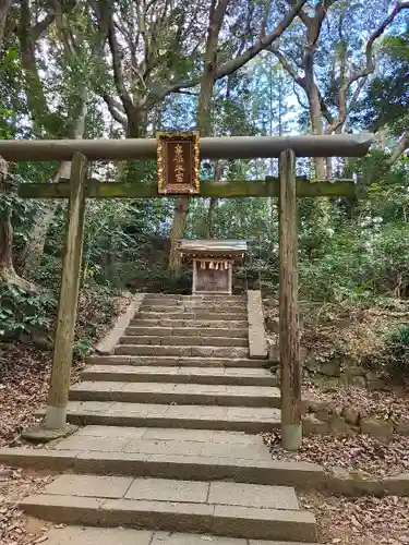 事任八幡宮の鳥居