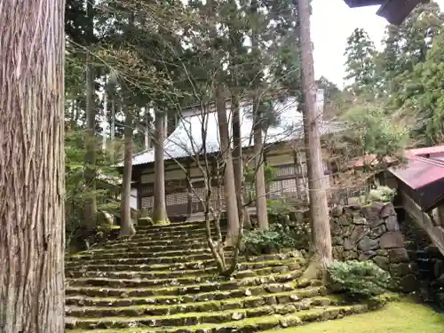 吉峰寺の本殿