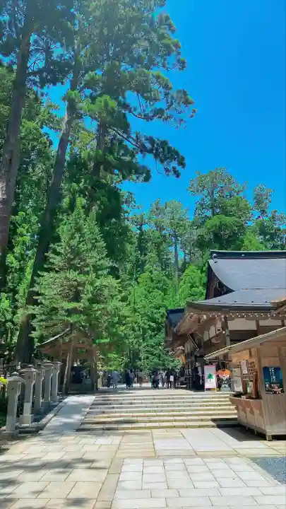 高野山金剛峯寺奥の院(和歌山県)