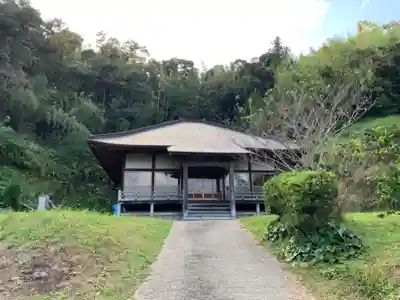 満蔵寺の本殿・本堂