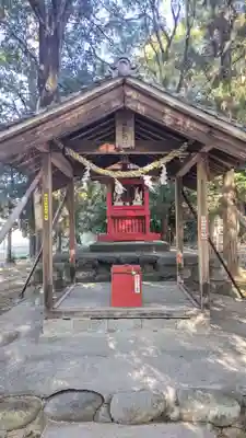 布智神社(本甲)の末社・摂社