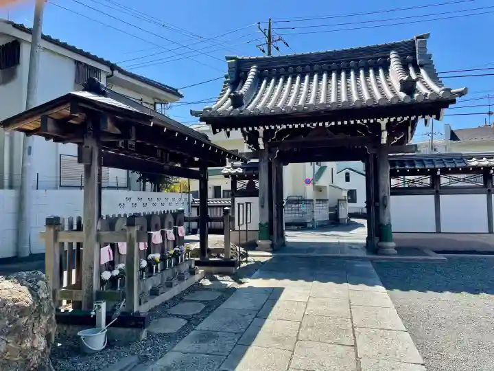 禅定院の{uncategorized: "未分類", other: "その他", undefined: "問題あり", building: "その他建物", grave: "お墓", sacred_gate: "鳥居", guardian: "狛犬", statue: "像", buddha: "仏像", history: "歴史", nature: "自然", garden: "庭園", animal: "動物", pagoda: "塔", temizu: "手水舎", mountain_gate: "山門・神門", sanctuary: "本殿・本堂", subordinate: "末社・摂社", art: "芸術", scenery: "景色", jizo: "地蔵", ema: "絵馬", goshuin: "御朱印", omikuji: "おみくじ", items: "授与品その他", amulet: "お守り", goshuincho: "御朱印帳", eats: "食事", festival: "お祭り", votive_dance: "神楽", shichigosan: "七五三参", wedding: "結婚式", experience: "体験その他", initially: "初詣", around: "周辺", anti_infection: "感染症対策"}