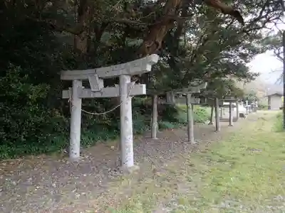 雷命神社の鳥居