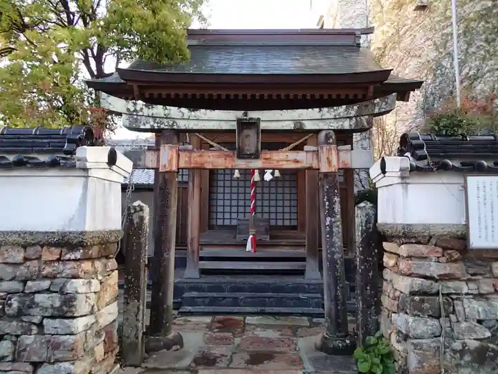 池神社の本殿・本堂