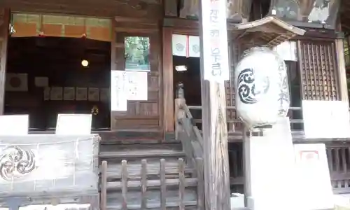 飽波神社の本殿・本堂