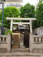 武蔵御嶽神社の鳥居