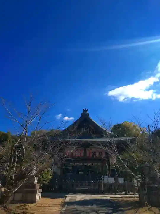 新日吉神宮の{uncategorized: "未分類", other: "その他", undefined: "問題あり", building: "その他建物", grave: "お墓", sacred_gate: "鳥居", guardian: "狛犬", statue: "像", buddha: "仏像", history: "歴史", nature: "自然", garden: "庭園", animal: "動物", pagoda: "塔", temizu: "手水舎", mountain_gate: "山門・神門", sanctuary: "本殿・本堂", subordinate: "末社・摂社", art: "芸術", scenery: "景色", jizo: "地蔵", ema: "絵馬", goshuin: "御朱印", omikuji: "おみくじ", items: "授与品その他", amulet: "お守り", goshuincho: "御朱印帳", eats: "食事", festival: "お祭り", votive_dance: "神楽", shichigosan: "七五三参", wedding: "結婚式", experience: "体験その他", initially: "初詣", around: "周辺", anti_infection: "感染症対策"}