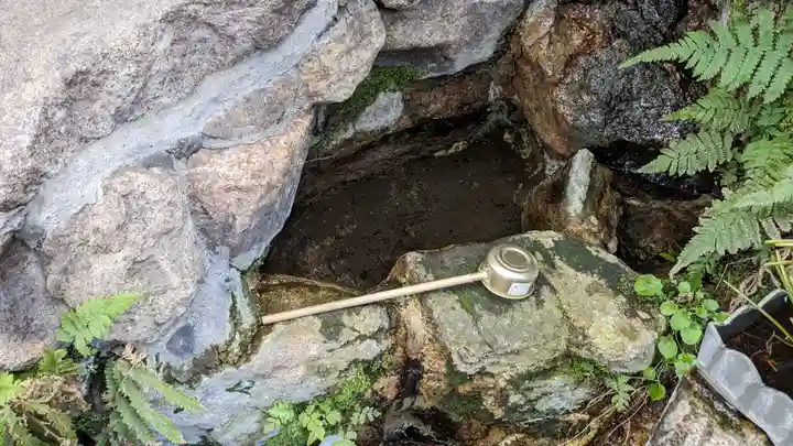 浪速寺の手水舎