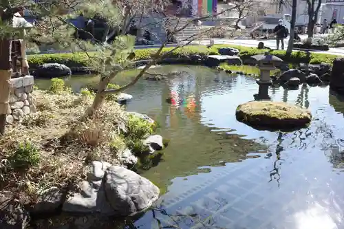 西新井大師総持寺の庭園