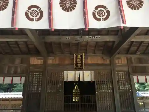 玉祖神社の本殿