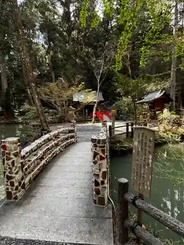 小國神社の{uncategorized: "未分類", other: "その他", undefined: "問題あり", building: "その他建物", grave: "お墓", sacred_gate: "鳥居", guardian: "狛犬", statue: "像", buddha: "仏像", history: "歴史", nature: "自然", garden: "庭園", animal: "動物", pagoda: "塔", temizu: "手水舎", mountain_gate: "山門・神門", sanctuary: "本殿・本堂", subordinate: "末社・摂社", art: "芸術", scenery: "景色", jizo: "地蔵", ema: "絵馬", goshuin: "御朱印", omikuji: "おみくじ", items: "授与品その他", amulet: "お守り", goshuincho: "御朱印帳", eats: "食事", festival: "お祭り", votive_dance: "神楽", shichigosan: "七五三参", wedding: "結婚式", experience: "体験その他", initially: "初詣", around: "周辺", anti_infection: "感染症対策"}