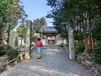 洞興寺の山門・神門