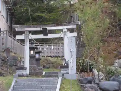 湯元温泉神社(栃木県)