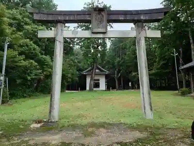 八幡神社（花本八幡神社）の鳥居