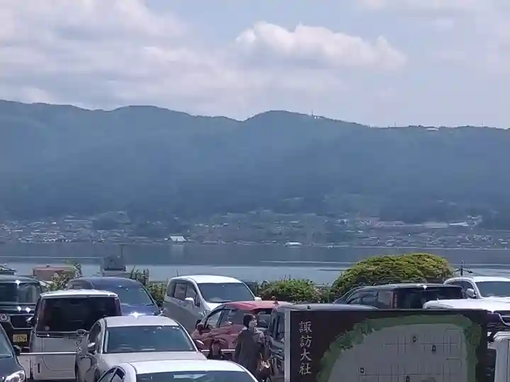 諏訪大社下社秋宮(長野県)